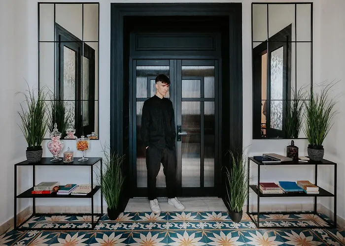 The Hub Syros 3* Ermoupoli